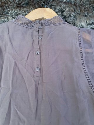 Blusa sin mangas Promod morada