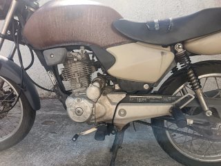 Honda CG 125 Beige/Marrón