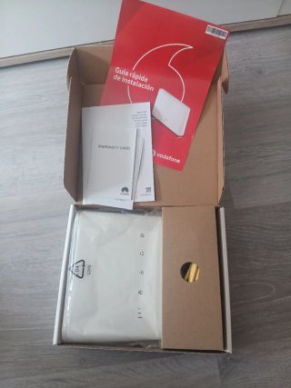 Huawei 4G Router 2 LTE Cat4 Wi-Fi