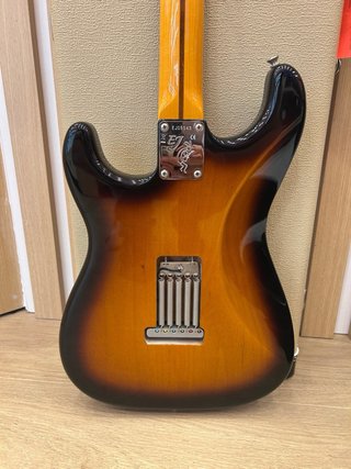 Guitarra Eléctrica Fender Stratocaster 2ts