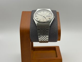 Seiko King Quartz 9923-7000 Twin Quartz JDM
