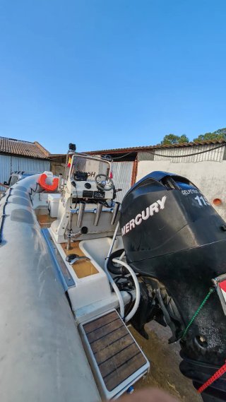 Embarcación Semirrígida Valiant 6.20MT y Remoqlue