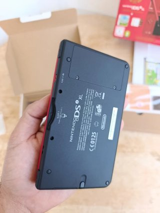 Nintendo DSi XL 25 aniversario Mario Bros