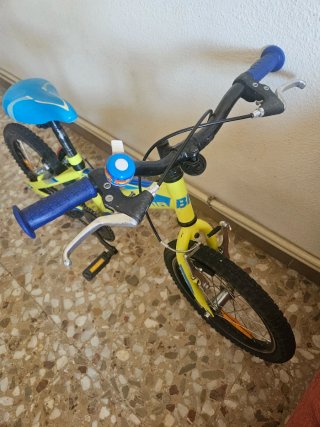 Bicicleta infantil amarilla California