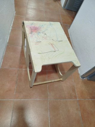 Torre de aprendizaje/pupitre madera