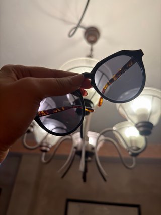 Gafas de sol Hawkers negras y marrones