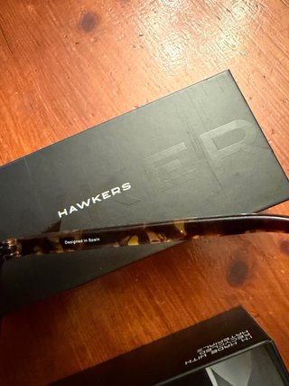 Gafas de sol Hawkers negras y marrones