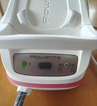 Centro Planchado Rowenta DG7510F0
