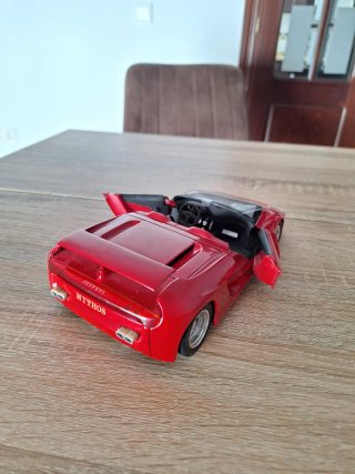 Ferrari Mythos Convertible Rojo