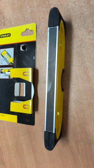 Nivel Stanley Magnético 230mm 43-511