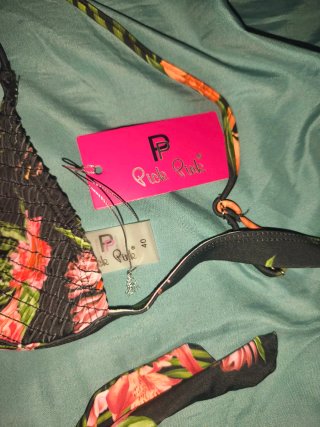 Bikini Flores talla M nuevo