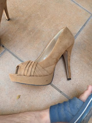 Tacones beige talla 39