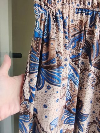 Vestido largo estampado floral estilo veraniego