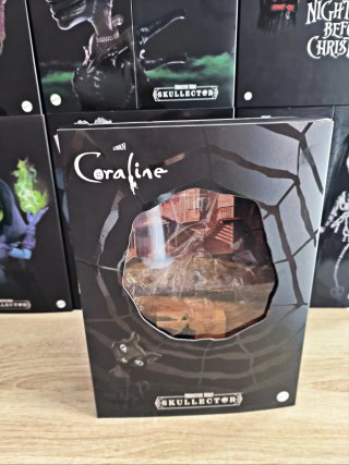 Cajas Monster High Skulllector Vacías
