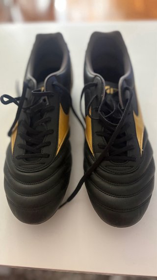 Botas de fútbol Mizuno Morelia Club Talla 44.5