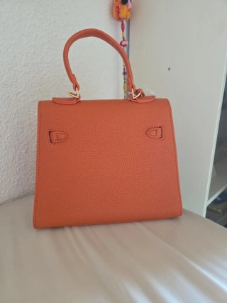 Bolso de mano naranja nuevo