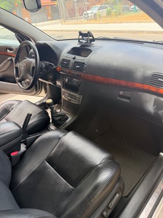 Toyota Avensis 2005