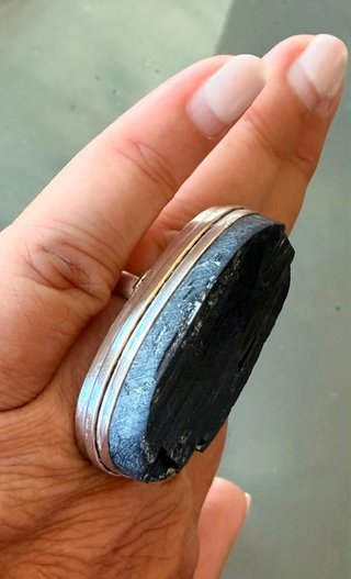 Anello vintage argento 925 e tormalina nera