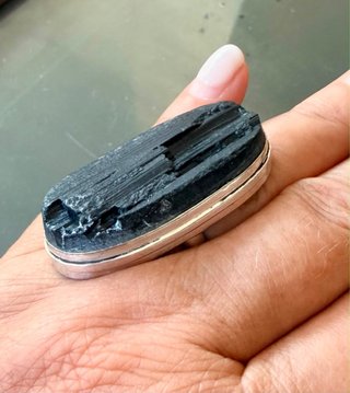 Anello vintage argento 925 e tormalina nera