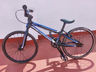 Bicicleta BMX EN 16054 Micro