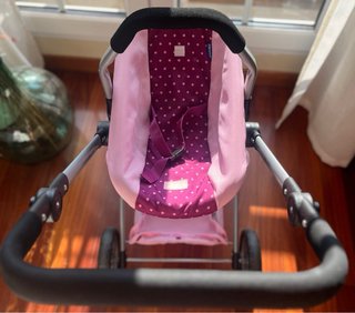 En perfecto estado. Carrito con capota 3 en 1.