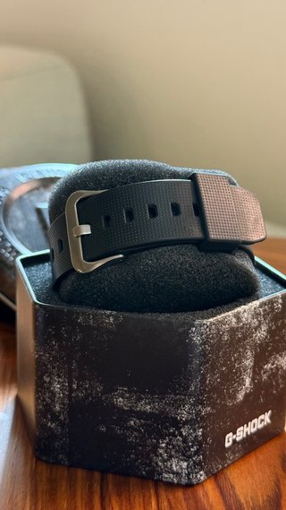 G-Shock GBM-2100A Metálico