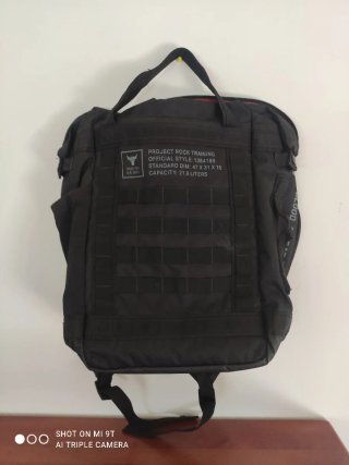 Mochila Under Armour Negra