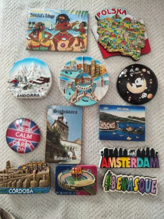 Colección de 110 imanes de viaje