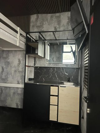 Caja vivienda y almacen