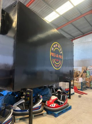 Caja vivienda y almacen
