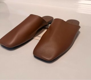 Zapatilla piel Zara Home 39