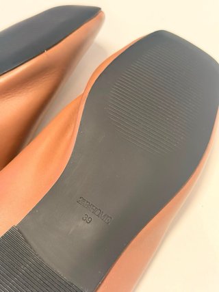 Zapatilla piel Zara Home 39
