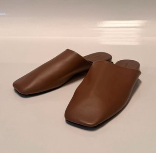 Zapatilla piel Zara Home 39