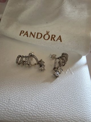 Pendientes trepadores Pandora plata