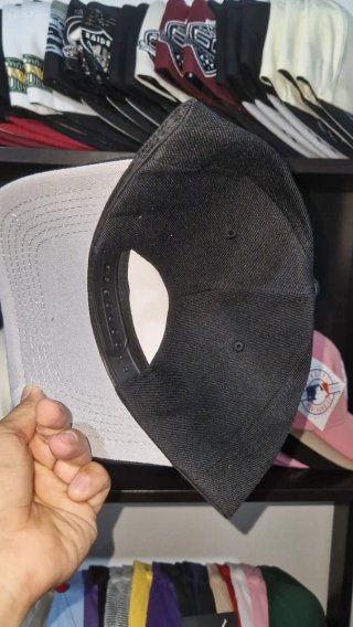 Gorra Chicago Bulls New Era Negra Curva