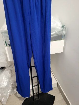 Mono azul Steps con tirantes y detalle de encaje