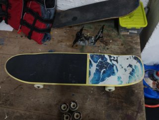 Skate completo amarillo