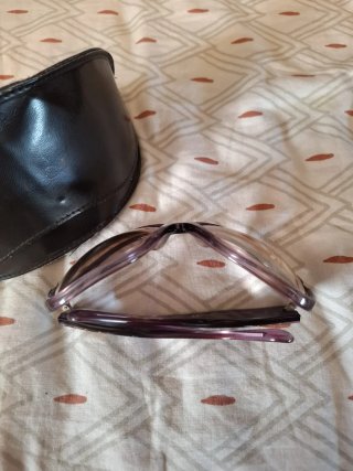 Gafas Gucci Moradas y Doradas
