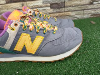 New Balance  574 edizione  limotata Scarpe Donna G