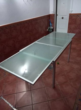 Mesa Salón Cristal y Acero