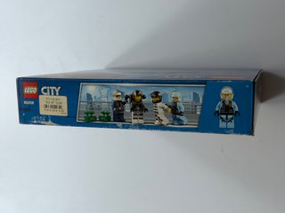 LEGO City 60208 Paracaídas