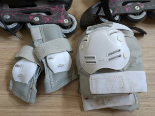 Patines Oxelo (39,5), mochila y protecciones