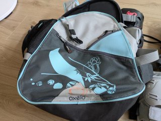 Patines Oxelo (39,5), mochila y protecciones