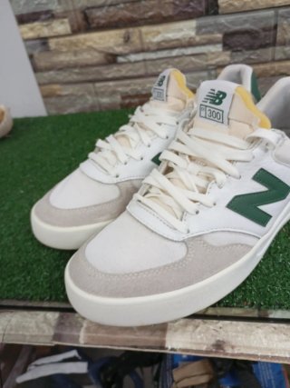 Scarpe New Balance 300