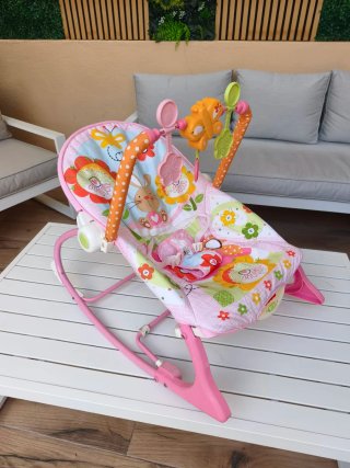 Mecedora para bebé con estampado fisher price