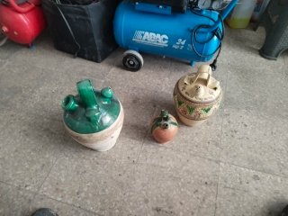 Colección de botijos de cerámica