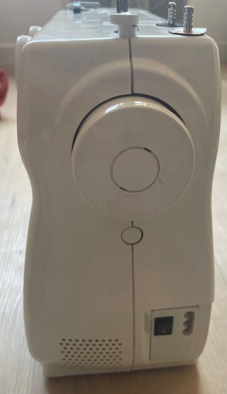 Máquina de coser Alfa 1436