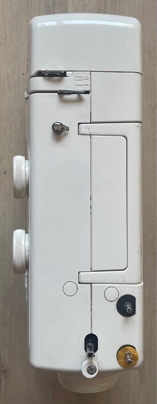 Máquina de coser Alfa 1436