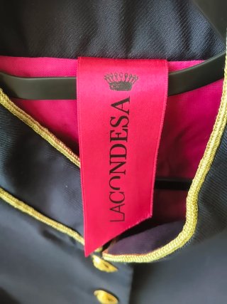 Chaqueta La Condesa azul y dorada