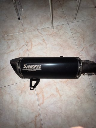 Escape Akrapovic Yamaha XMAX 125